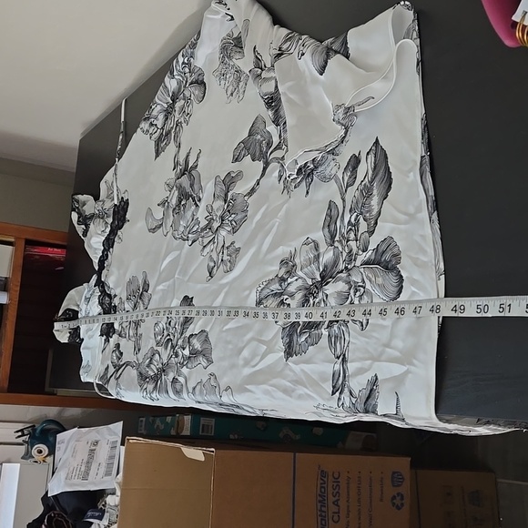 Soma Intimates Gown and Robe Black White Sexy Lace Accents Ties on Side Size L - Picture 14 of 14